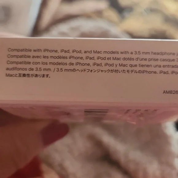 Apple EarPods - Picture 2 of 4